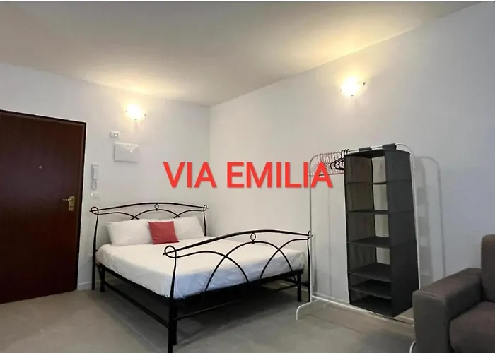 Via Agucchi & Via Emilia Apartments